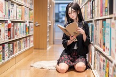 乐山市欣欣艺术职业校园网址