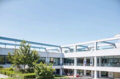  四川高铁学校学费怎么收取的