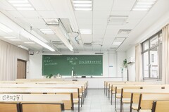 初中女学生毕业学什么