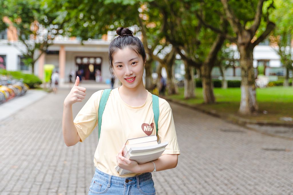 湖北工业职业技术学院0