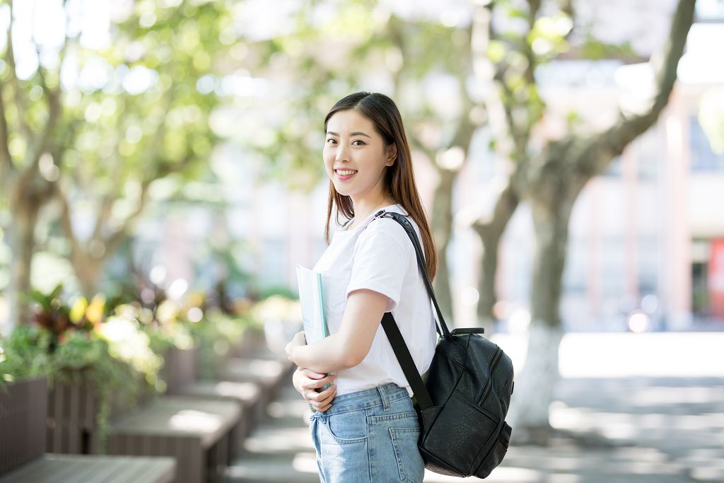 幼师学校哪里有