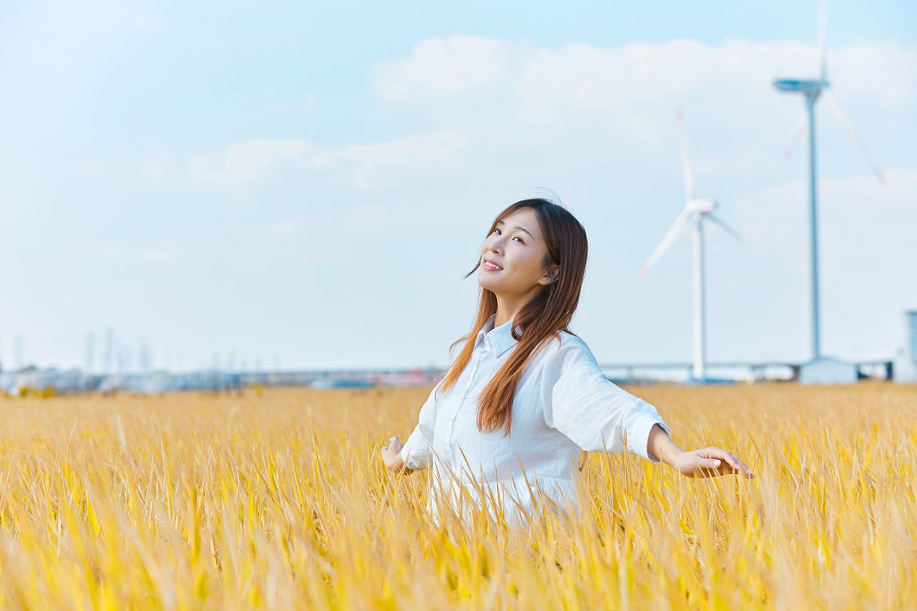 初中毕业女生学什么好就业